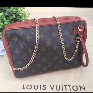 Louis Vuitton crossbody bag